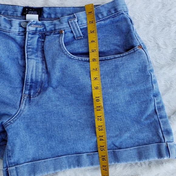 New York & Company Size 14 Jean Shorts Great - EUC - Picture 6 of 8